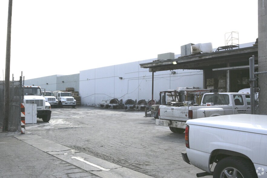 Primary Photo Of 14000 Gracebee Ave, Norwalk Warehouse For Sale