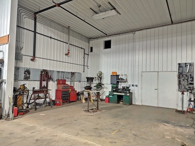 More Photos Of 705 N Main St, Loyal Industrial For Sale