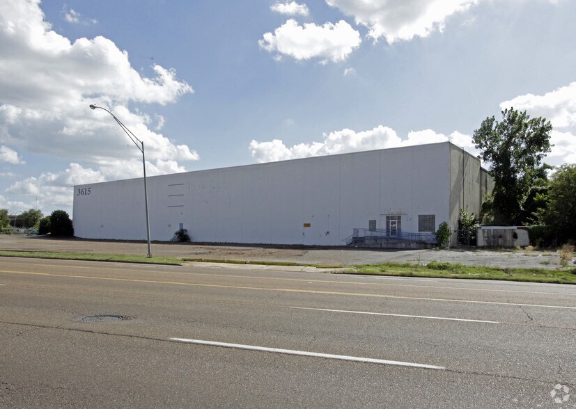 More Photos Of 3615 Lamar Ave, Memphis Warehouse For Lease