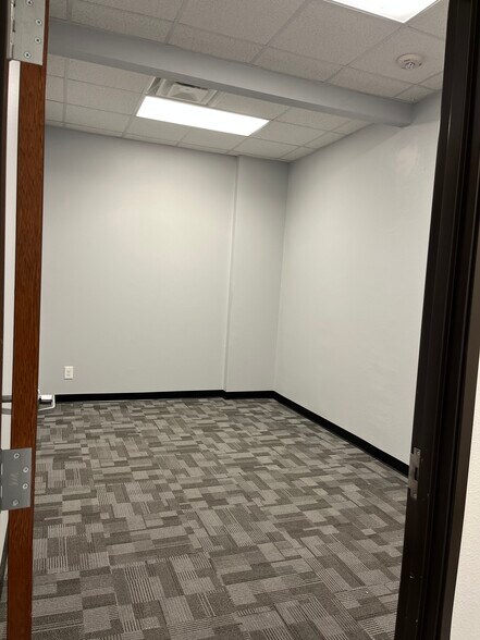 More Photos Of 14207 Proton Rd., Dallas Industrial For Lease