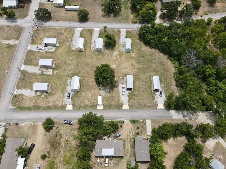 More Photos Of 509 Ussery St, Bowie Manufactured Housing Mobile Home Park For Sale