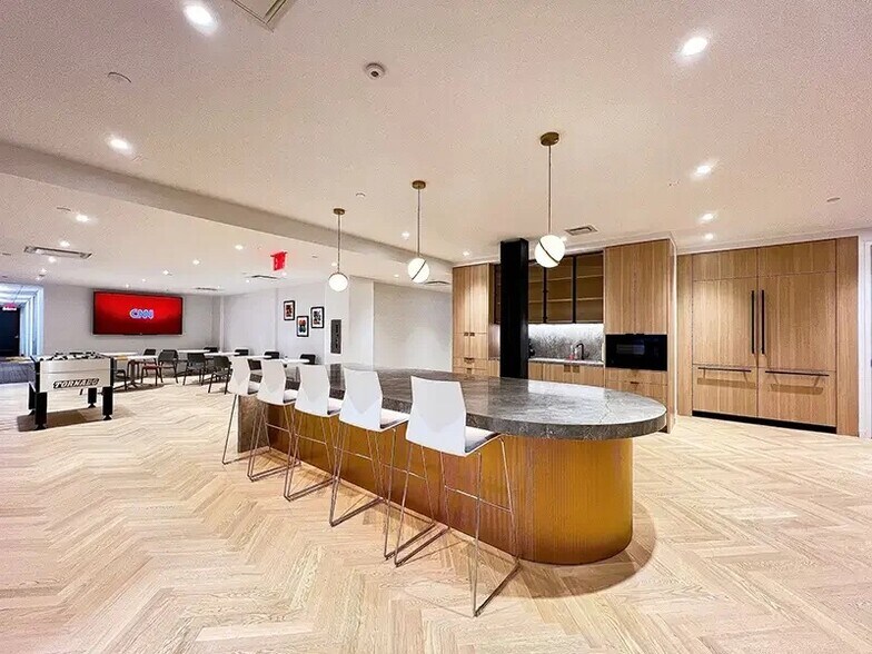 More Photos Of 1501 Broadway, New York Coworking Space