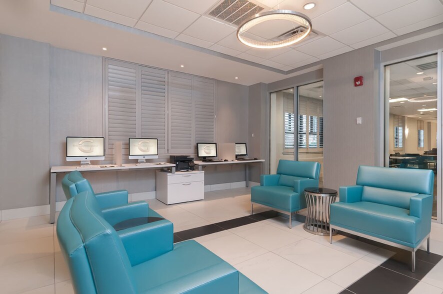 More Photos Of 1001-1003 Easton Rd, Willow Grove Apartments For Lease