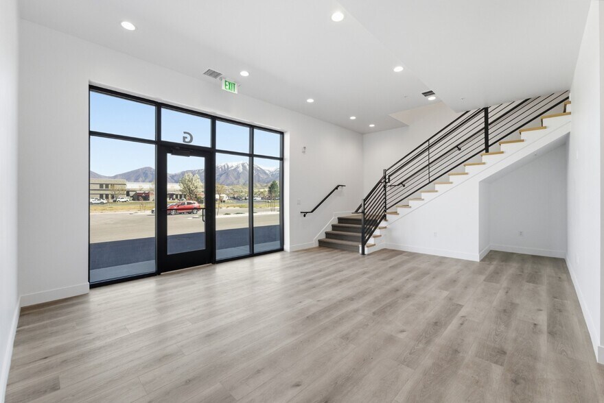 More Photos Of 1548 American Way, Payson Warehouse For Lease
