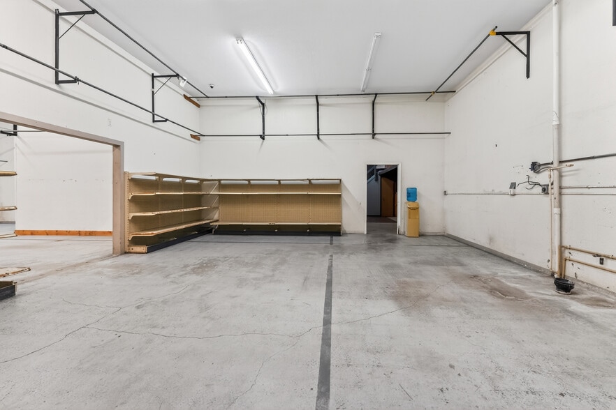 More Photos Of 4159 Electric Way, Port Charlotte Warehouse For Sale
