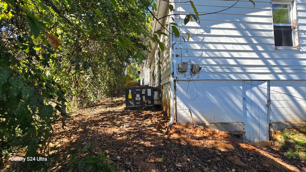 More Photos Of 1412-1418 Armstrong Ave, Knoxville Apartments For Sale
