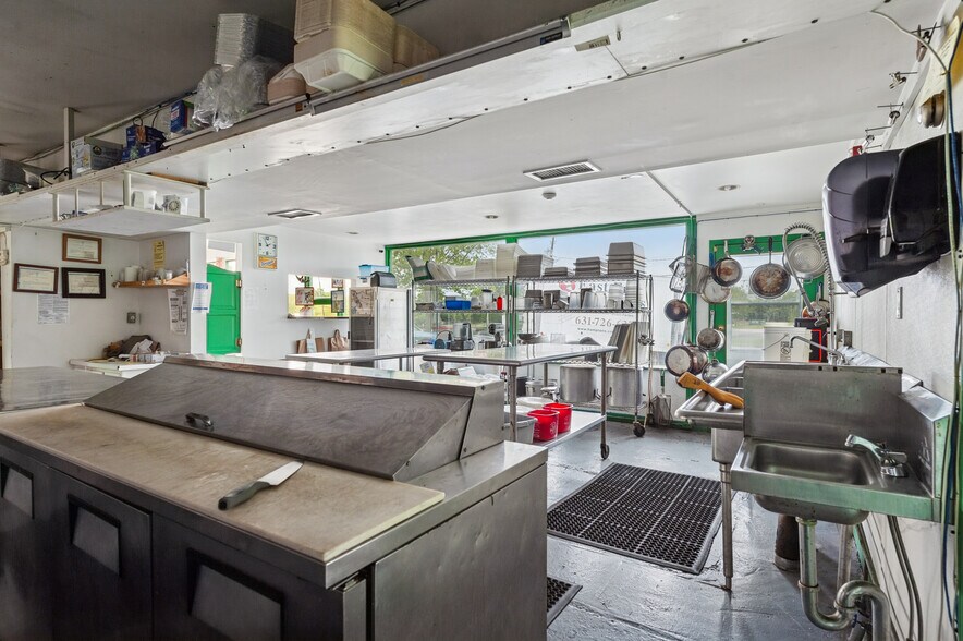 More Photos Of 590 County Road 39, Southampton Flex For Sale