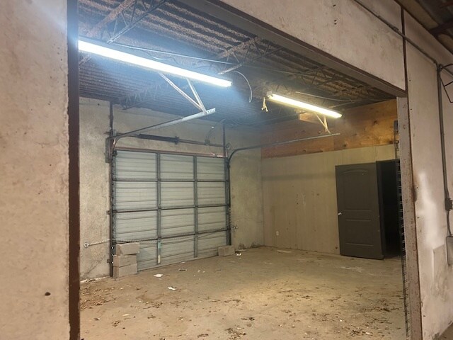 More Photos Of 1411 NW 33rd St, Lawton Flex For Lease