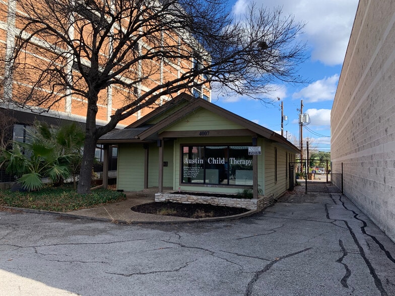 Primary Photo Of 4007 Marathon Blvd, Austin General Retail For Lease