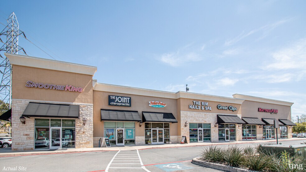 More Photos Of 18427 Rim Dr, San Antonio Freestanding For Sale