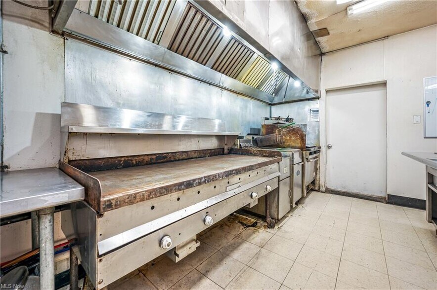More Photos Of 25 Madison St, Leetonia Restaurant For Sale