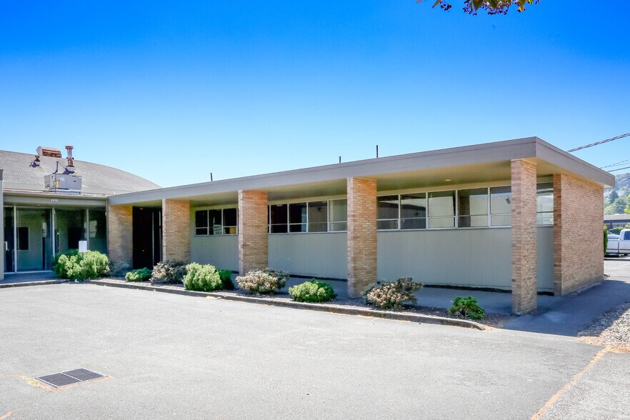 More Photos Of 2950 NW 29th Ave, Portland Warehouse For Lease