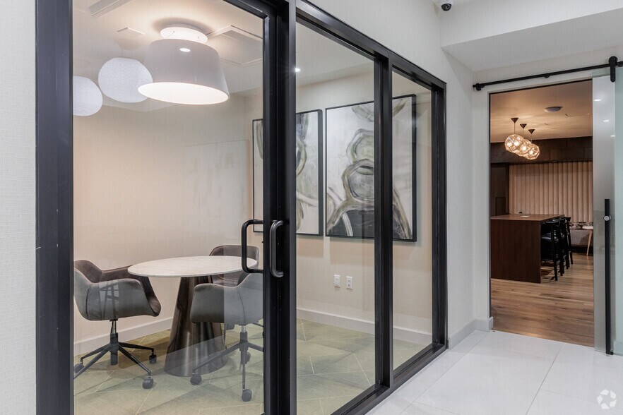 More Photos Of 413 Summit Ave, Jersey City Apartments For Sale