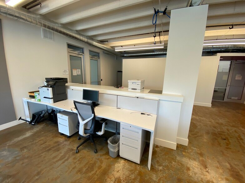 More Photos Of 2808 Caroline St, Houston Coworking Space
