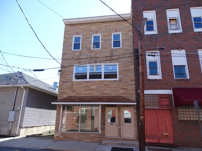 Primary Photo Of 519 Rock St, Shamokin Storefront Retail Residential For Sale