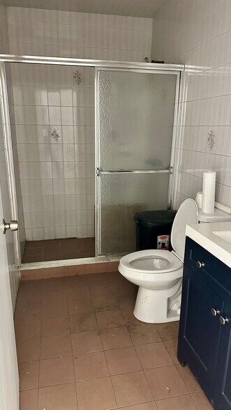 More Photos Of 4401 2nd Ave, Brooklyn Warehouse For Lease