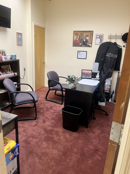 More Photos Of 2301 N 3rd St, Harrisburg Office For Sale