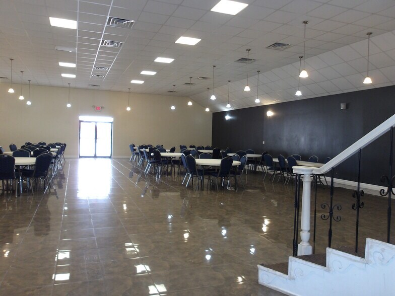 More Photos Of 1 Industrial Pkwy, Rio Hondo Freestanding For Sale