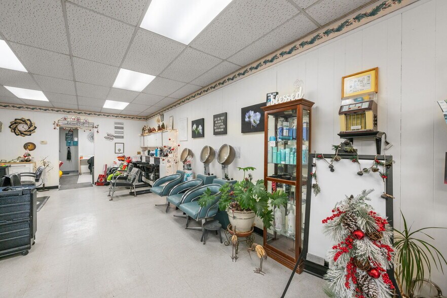 More Photos Of 2024-2032 W Schaaf Rd, Cleveland General Retail For Sale