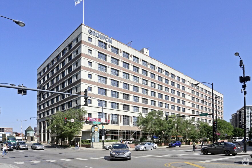 More Photos Of 600 W Chicago Ave, Chicago Office For Lease