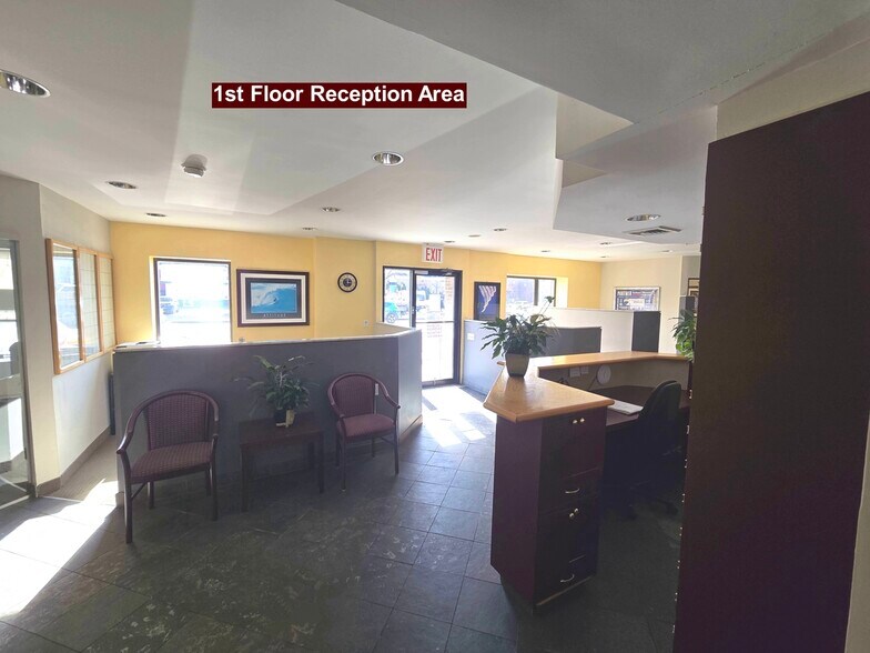 More Photos Of 7115 Northern Blvd, Jackson Heights Office For Sale