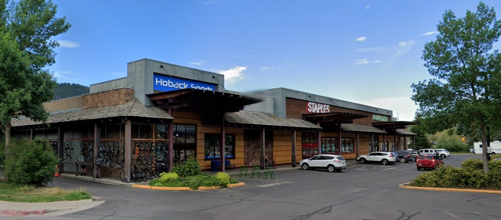 Primary Photo Of 520 W Broadway Ave, Jackson General Retail For Sale