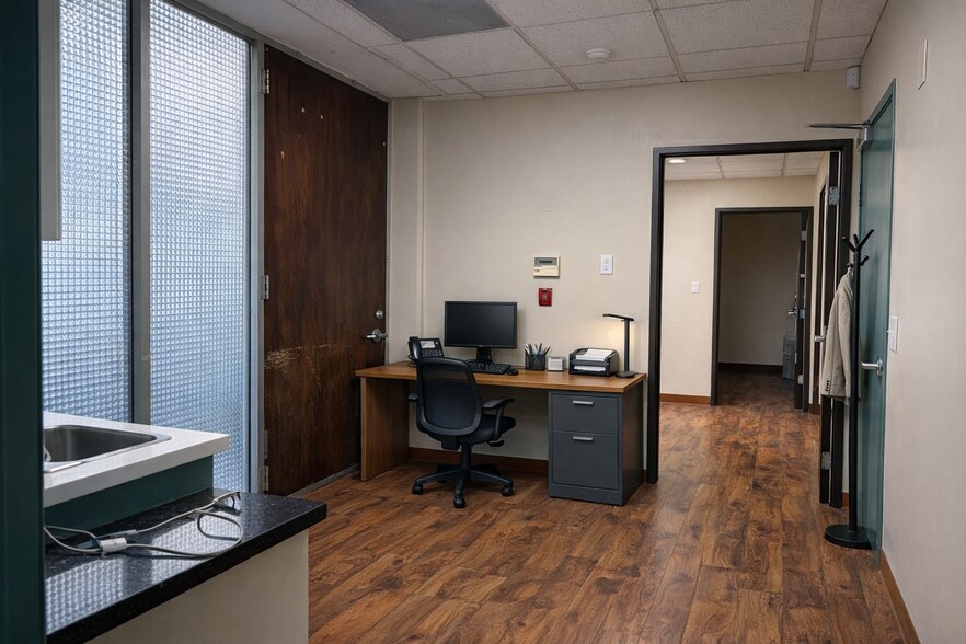 More Photos Of 650 W Duarte Rd, Arcadia Medical For Lease