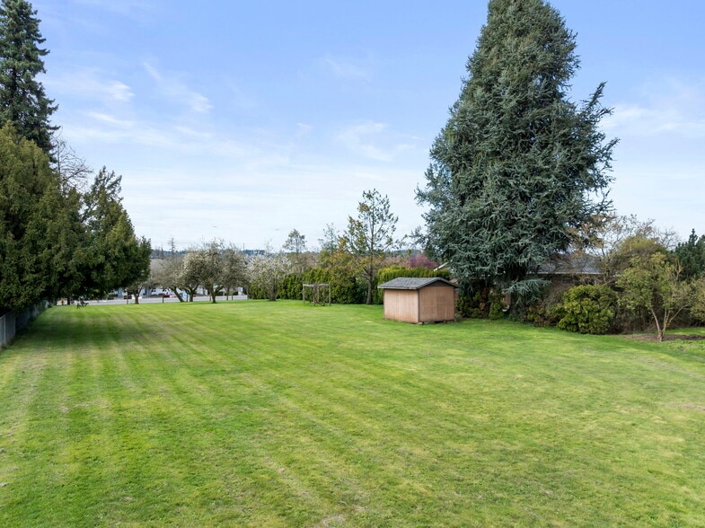 More Photos Of 1553 Bishop Rd, Chehalis Flex For Sale
