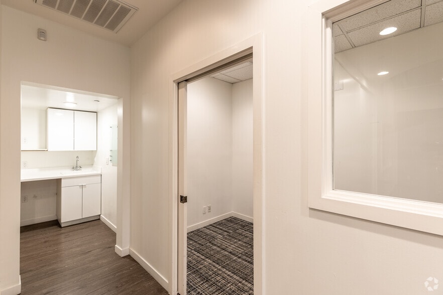 More Photos Of 20 S Santa Cruz Ave, Los Gatos Office Residential For Lease