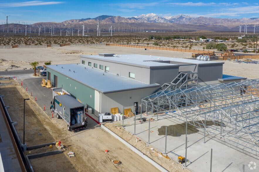 More Photos Of 18194 Blue Dream Crossing, Desert Hot Springs Manufacturing For Sale