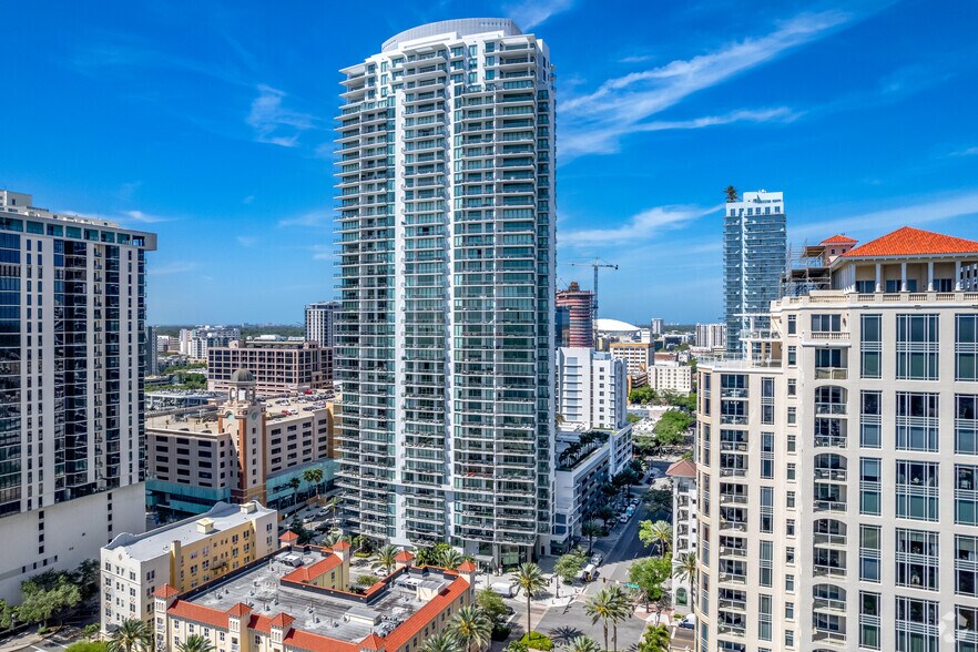 Primary Photo Of 100 1st Ave N, Saint Petersburg Apartments For Lease