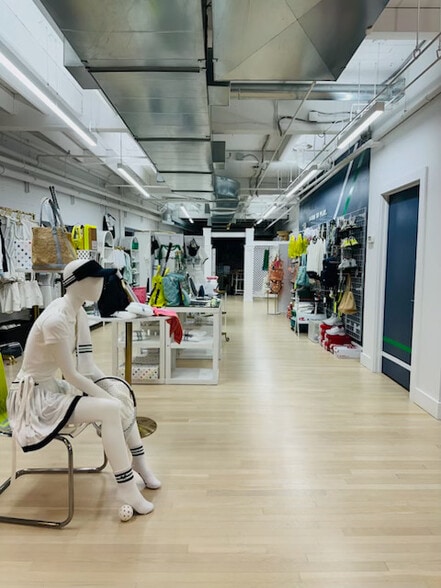 More Photos Of 125 Main St, Westport General Retail For Lease