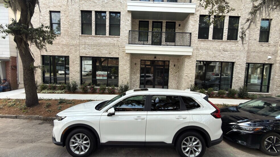More Photos Of 2213 Bull St, Savannah Apartments For Lease