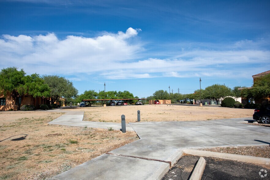More Photos Of 7355 S Houghton Rd, Tucson Unknown For Lease