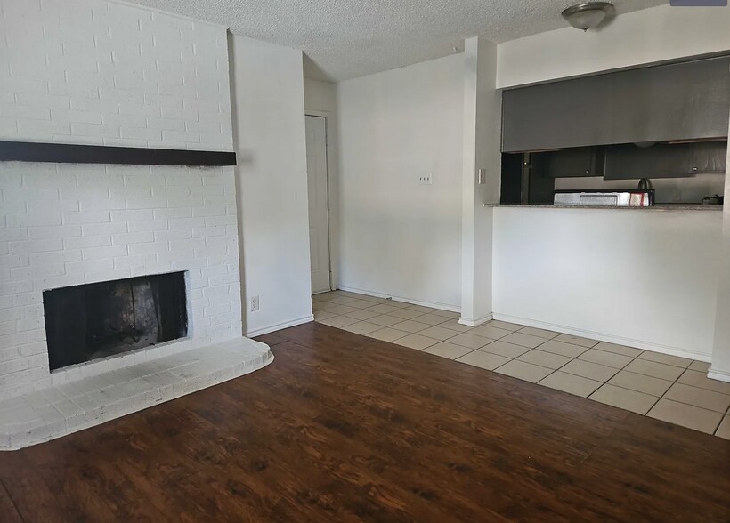 More Photos Of 6188-98 Vega Dr, Fort Worth Apartments For Sale