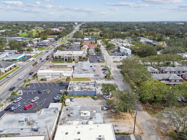 More Photos Of 1212 Rogers St, Clearwater Bar For Sale