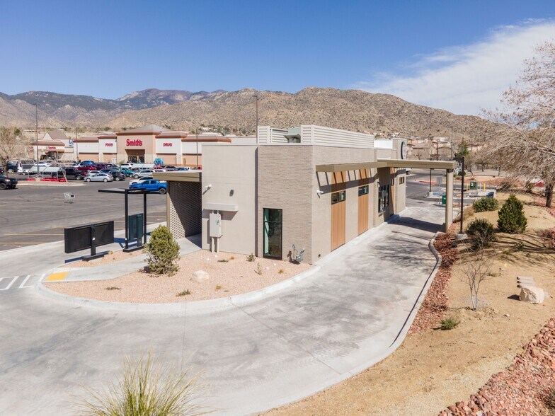 More Photos Of 220 Tramway Blvd SE, Albuquerque General Retail For Sale