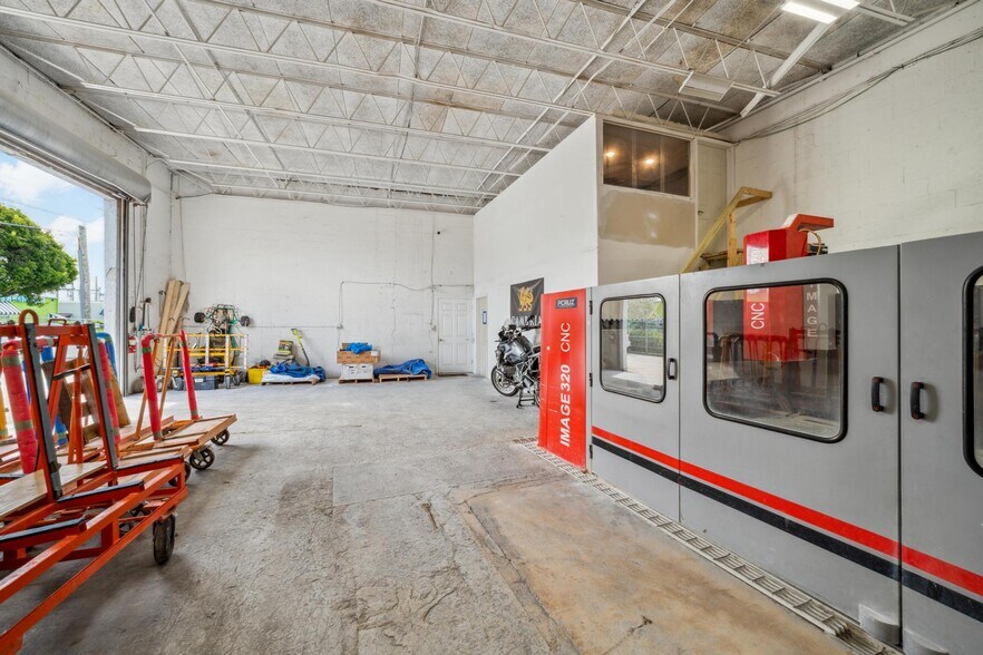 More Photos Of 800 SW 17th Ave, Delray Beach Warehouse For Sale