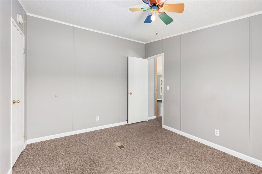 More Photos Of 7522 County Road 151, Salida Industrial For Sale