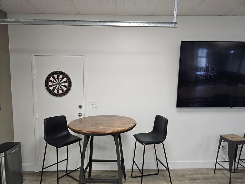 More Photos Of 408 E 1st St, Long Beach Loft Creative Space For Sale