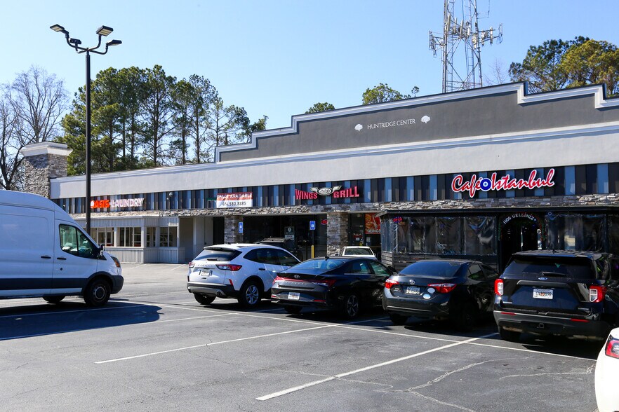 More Photos Of 8540 Roswell Rd, Atlanta Unknown For Lease
