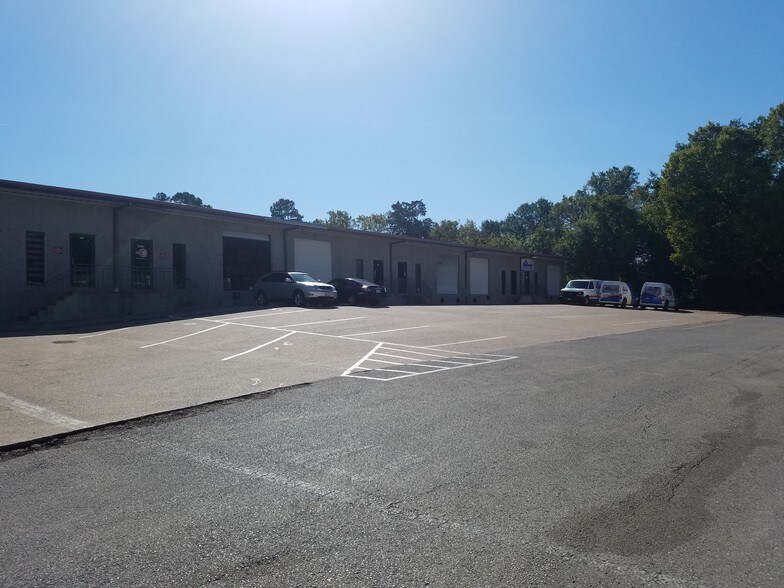 More Photos Of 3400-3432 S Southwest Loop 323, Tyler Unknown For Lease