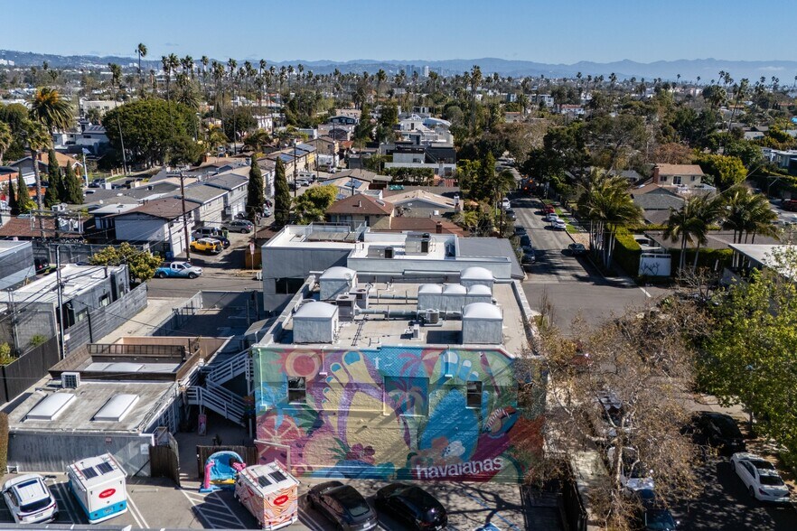 More Photos Of 513 Boccaccio Ave, Venice Office For Lease