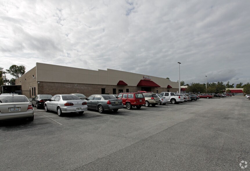 More Photos Of 1304-1398 S Woodland Blvd, Deland Unknown For Lease