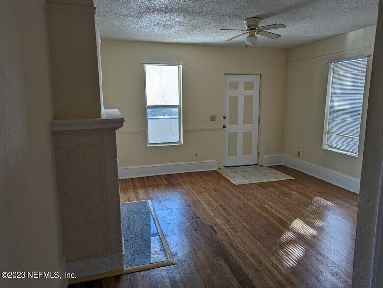 More Photos Of 2514 Walnut St, Jacksonville Apartments For Sale