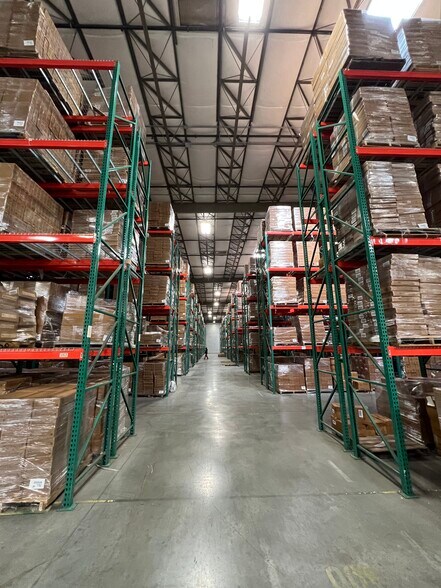 More Photos Of 1310 Citizens Pky, Morrow Warehouse For Lease