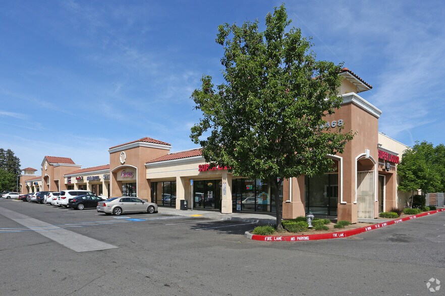 More Photos Of 4454-4474 W Ashlan Ave, Fresno Unknown For Lease