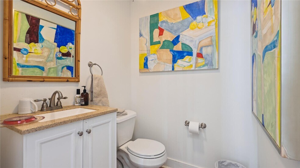 More Photos Of 103 W Federal St, Middleburg Storefront Retail Office For Sale