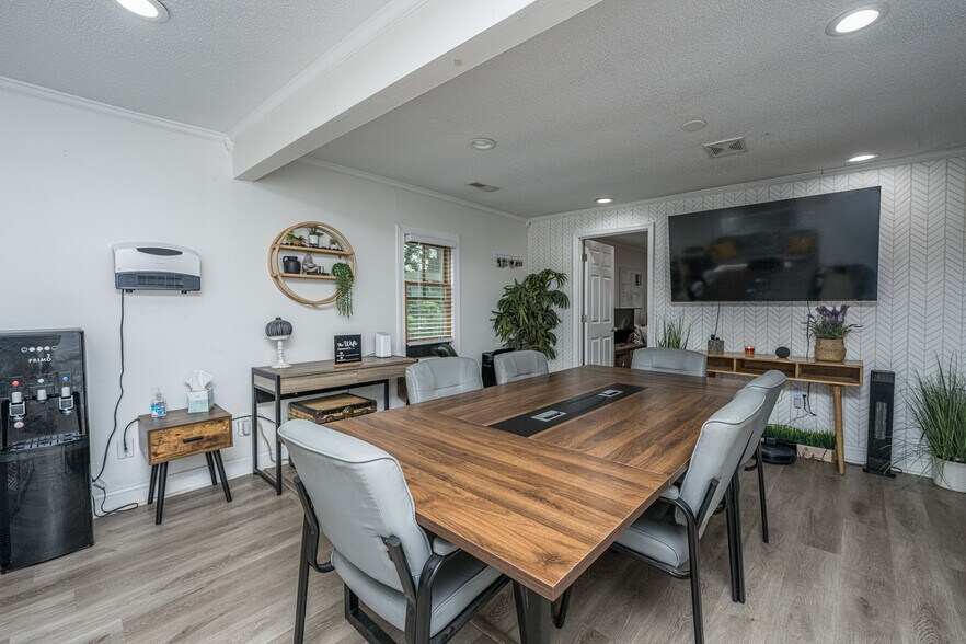 More Photos Of 2136 Easy St, North Charleston Freestanding For Sale