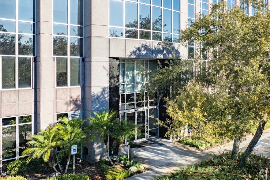 More Photos Of 8800 Grand Oak Cir, Tampa Unknown For Lease